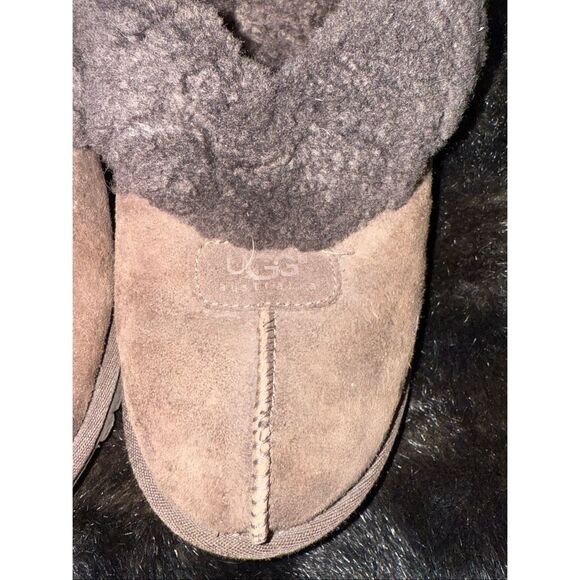 UGG women’s coquette shearling slippers shoes brown size 7 comfortable cozy warm - Picture 3 of 4